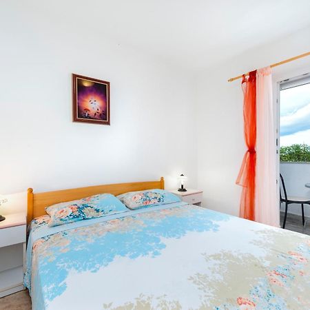 Aparthotel Luna Tsuki Two à Rovinj Extérieur photo