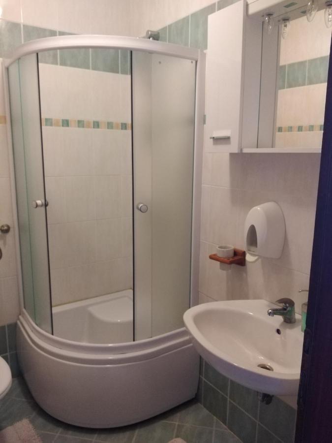 Aparthotel Luna Tsuki Two à Rovinj Extérieur photo