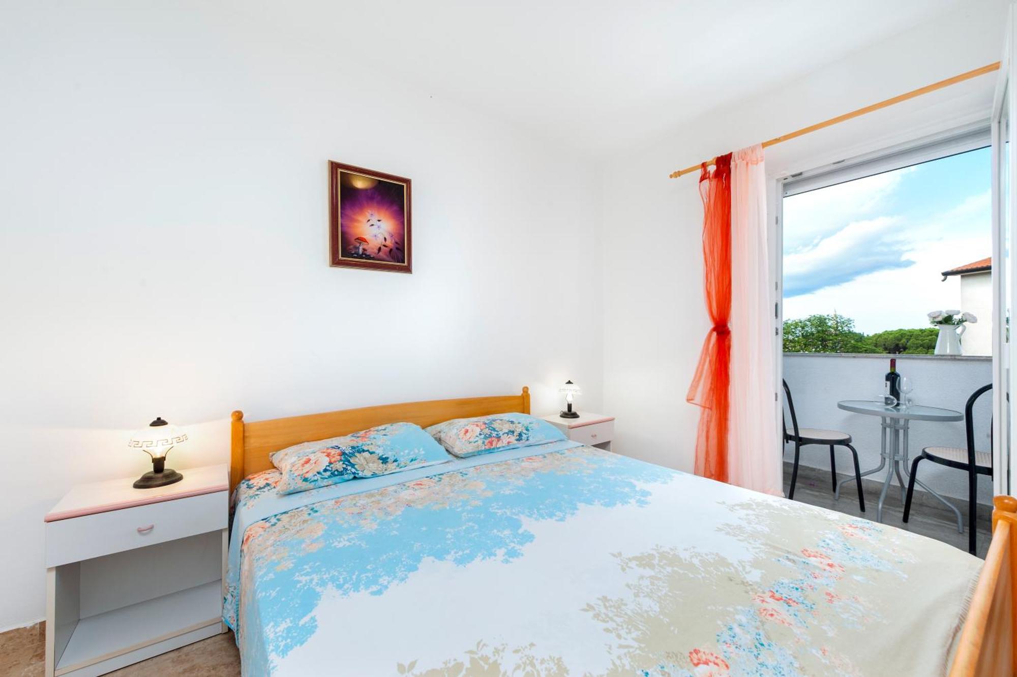 Aparthotel Luna Tsuki Two à Rovinj Extérieur photo